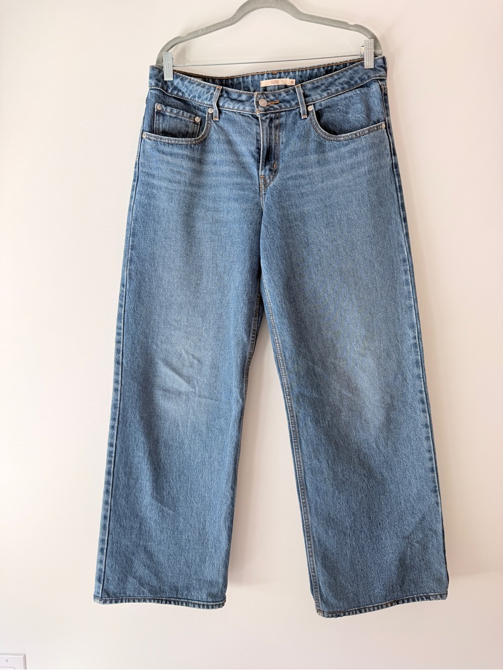 Levis Low Loose Classic Straight Leg Jeans